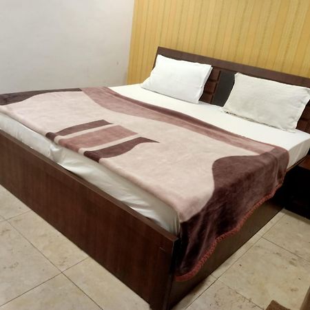 Sapphire Palace 3 Hotel Jaipur Buitenkant foto