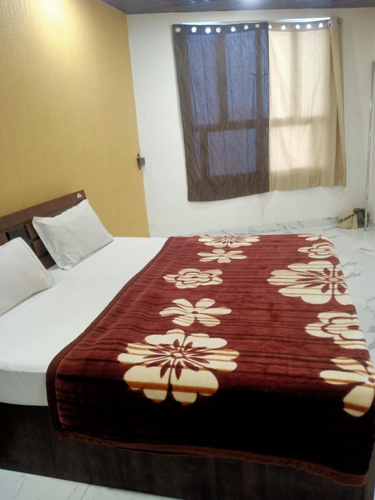 Sapphire Palace 3 Hotel Jaipur Buitenkant foto